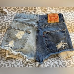 Distressed Levi’s jean shorts size 28
